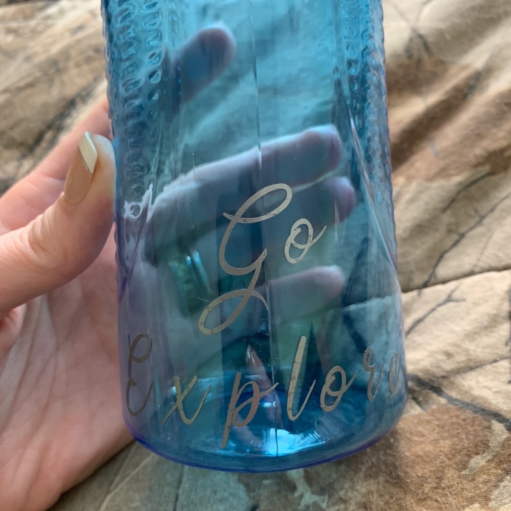 New Water Bottle - Picture 3 of 4